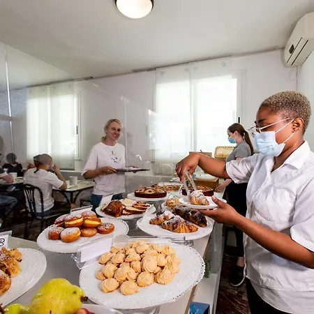 Christian Ideale Per Famiglie Hotel Riccione