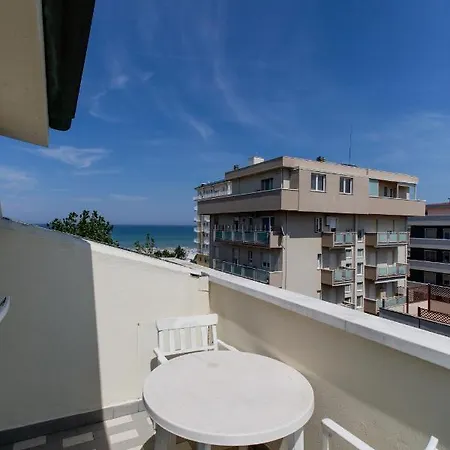 Christian Ideale Per Famiglie 3*