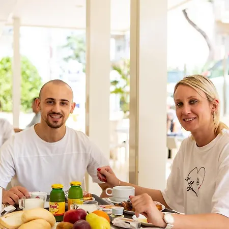 Hotel Christian Ideale Per Famiglie 3*