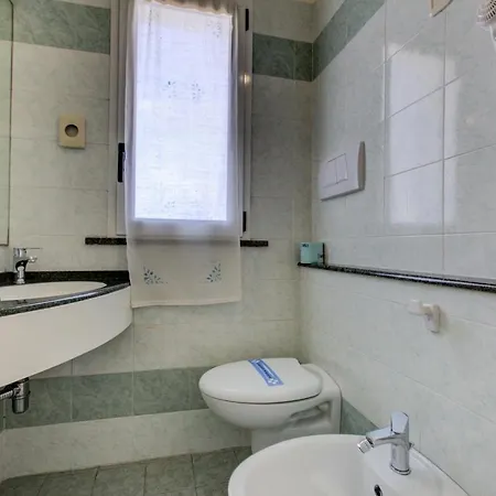 Отель Christian Ideale Per Famiglie Риччоне