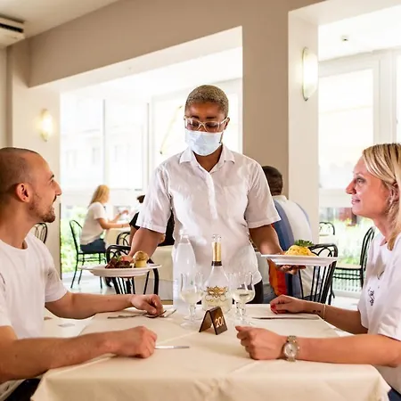 Ξενοδοχείο Christian Ideale Per Famiglie