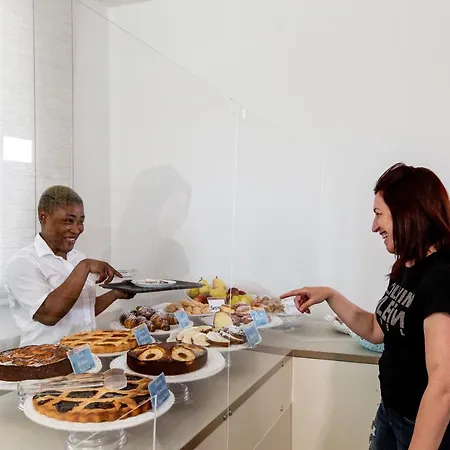 Christian Ideale Per Famiglie Отель 3*