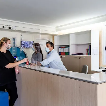 Отель Christian Ideale Per Famiglie Риччоне