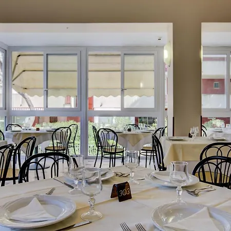 Christian Ideale Per Famiglie 3*