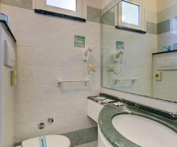 Hotel Christian Ideale Per Famiglie Riccione