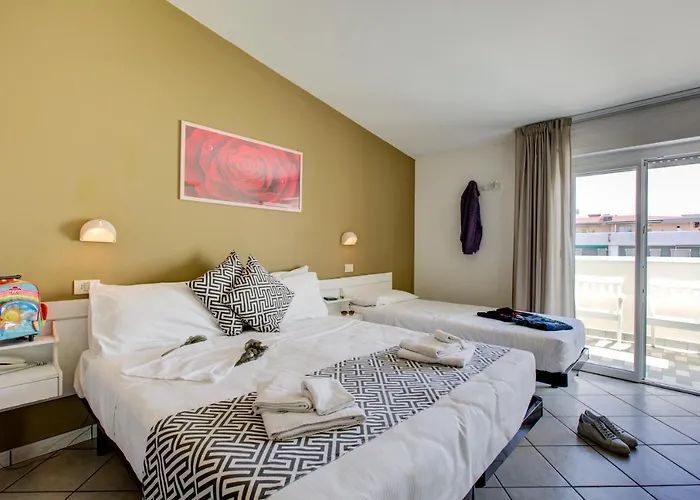 Christian Ideale Per Famiglie 3* Riccione