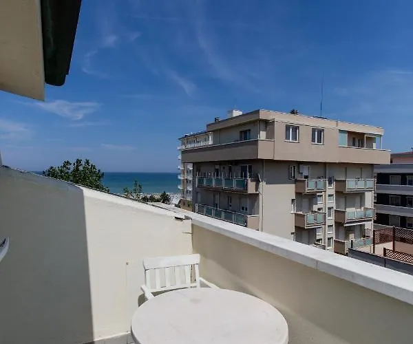 Christian Ideale Per Famiglie 3*